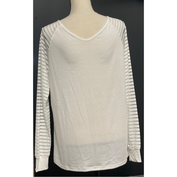 Double V-Neck Long Sleeve T-Shirt White Size M - Picture 3 of 3